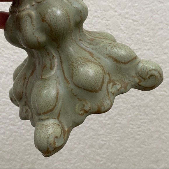 Pair Of Vintage 60’s WYLEY 67 Sage Green Muted Glazed Candle Stick Holder Set - Picture 10 of 13